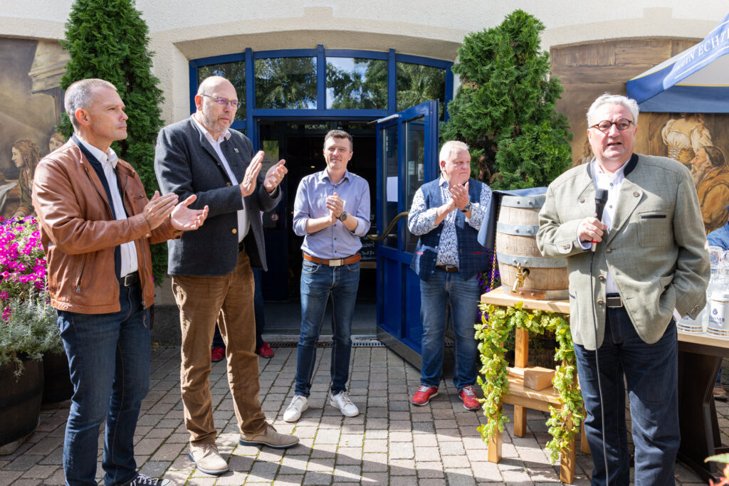 565 Jahre Meißner Schwerter Privatbrauerei, Frühschoppen mit Blasmusik und Faßanstich mit Markus Renner und Eric Schäffer